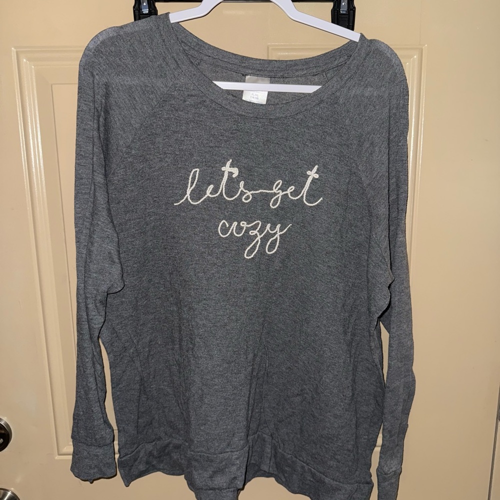 Women’s Gray Long Sleeve 'Let's Get Cozy' Top